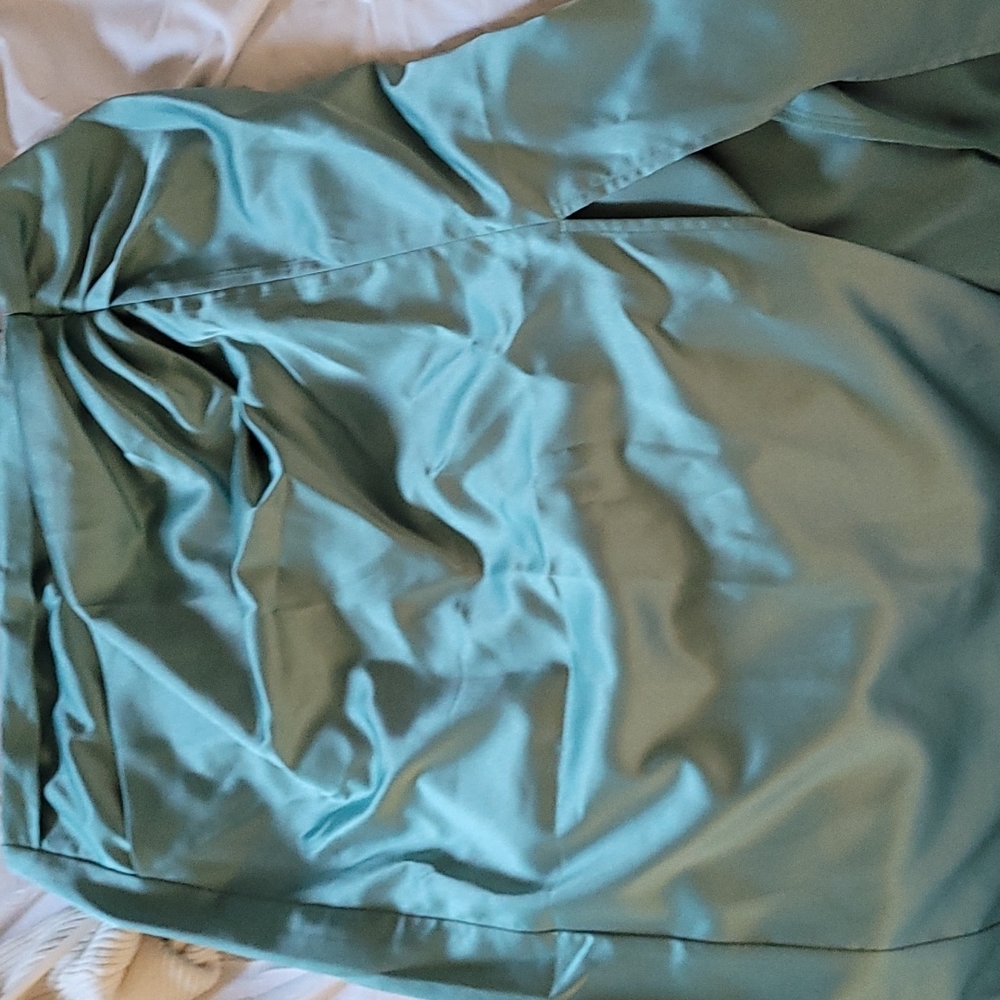 Mid skirt green/teal color, size xl new
